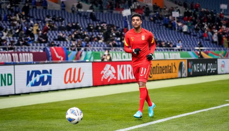 开云中国 -集结日体能课后;瓦伦西亚状态回暖备战亚冠;更衣室稳定;球探报告显示潜力